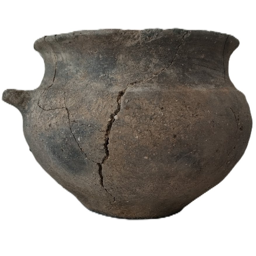 Das vollständig erhaltene Keramikgefäß aus dem bronzezeitlichen Brunnen. © Landesamt für Denkmalpflege und Archäologie Sachsen-Anhalt, Anja Tuschwitz.