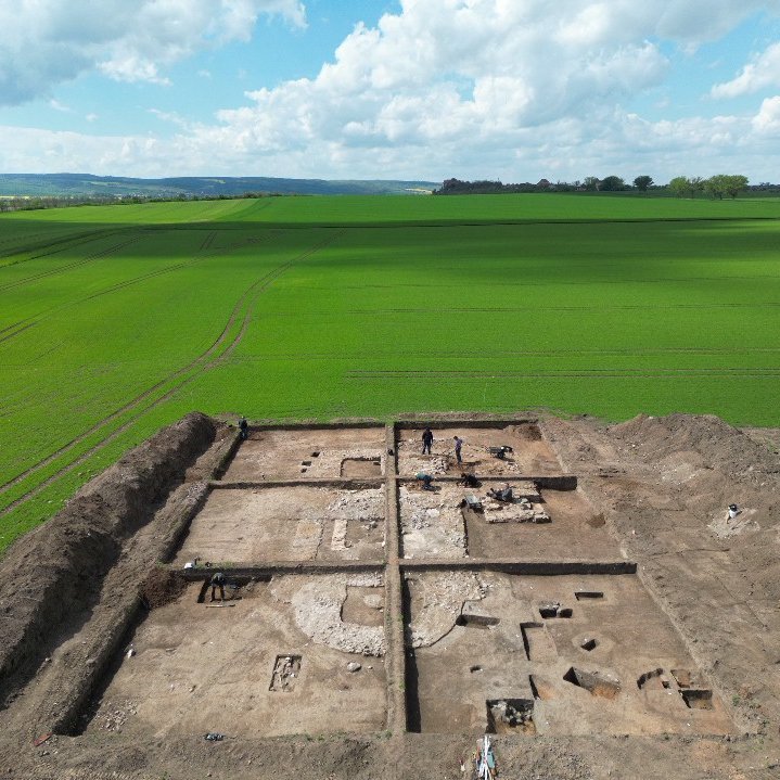 Fundplatz Memleben-Nord mit Blick auf den Kirchengrundriss von Osten. © Landesamt für Denkmalpflege und Archäologie Sachsen-Anhalt, Robert Prust.