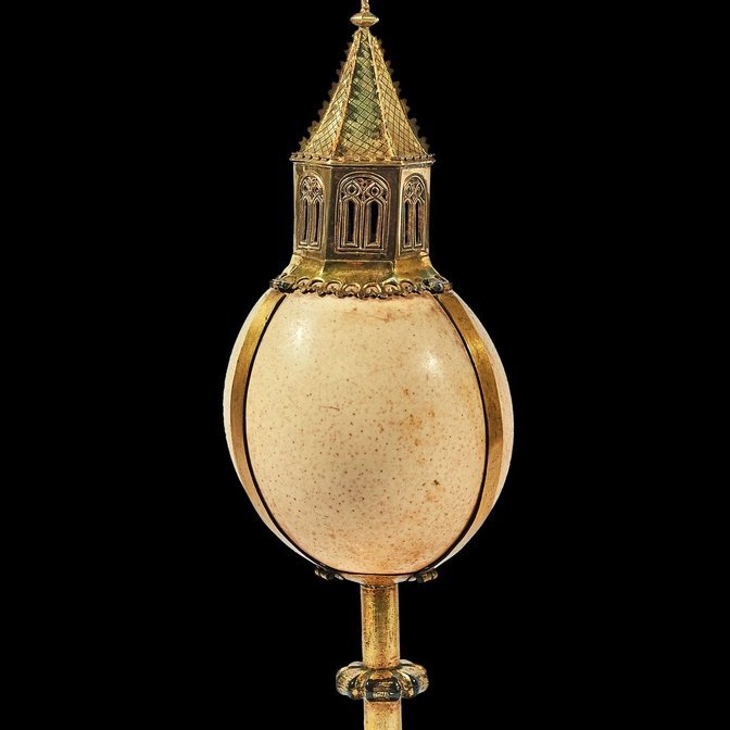 Straußenei-Reliquiar, Norddeutschland, 14. Jahrhundert. © Domschatzverwaltung Quedlinburg, Elmar Egner.