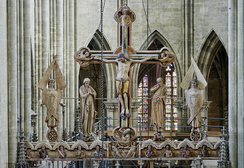 Abbildung 3: Triumphkreuzgruppe im Dom zu Halberstadt. © Kulturstiftung Sachsen-Anhalt, Foto: Bertram Kober, Punctum.