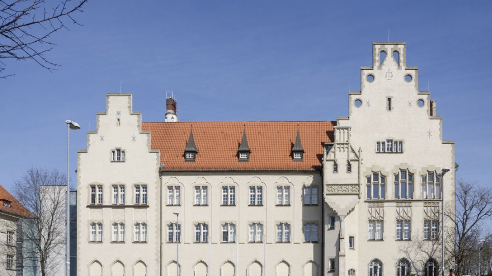 Abbildung 3: Amtsgericht in Wittenberg, Ansicht von Süden. 1907 bis 1909 errichtet.  © Landesamt für Denkmalpflege und Archäologie, Angela Dolgner.