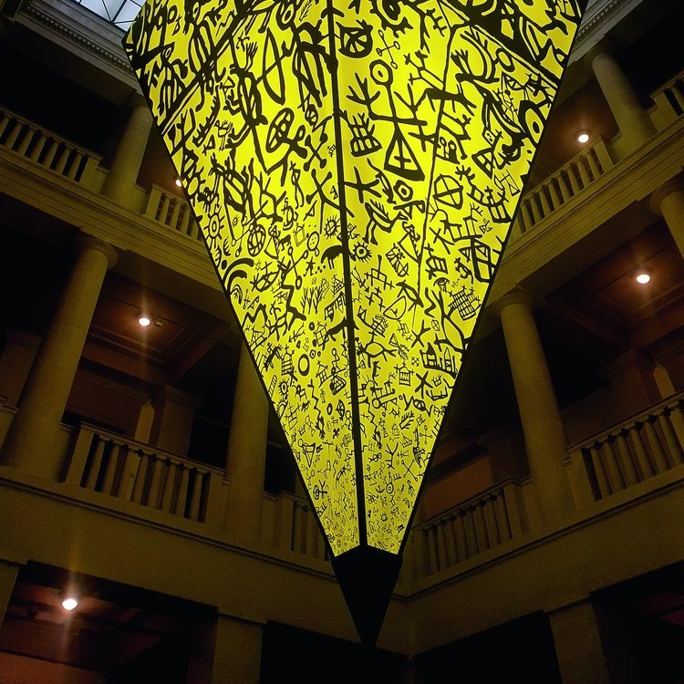 Die Zentralinstallation der Sonderausstellung. © Landesamt für Denkmalpflege und Archäologie Sachsen-Anhalt, Juraj Lipták.