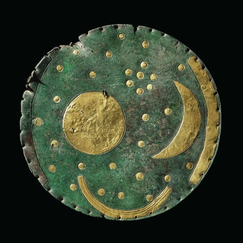 Die Himmelsscheibe von Nebra. © Landesamt für Denkmalpflege und Archäologie Sachsen-Anhalt, Juraj Lipták.