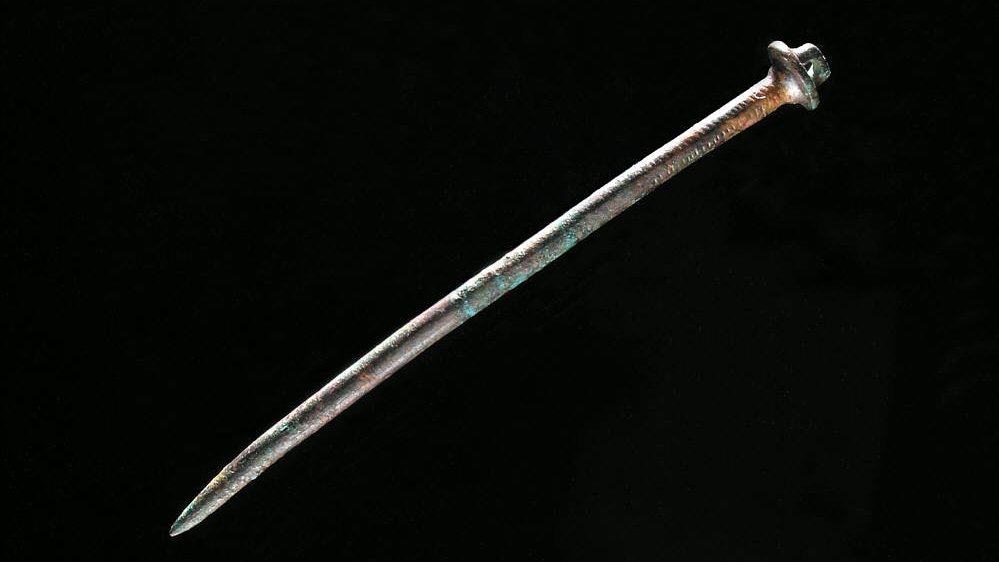 Abbildung 14: Ösenkopfnadel aus der frühen Bronzezeit. © Landesamt für Denkmalpflege und Archäologie Sachsen-Anhalt