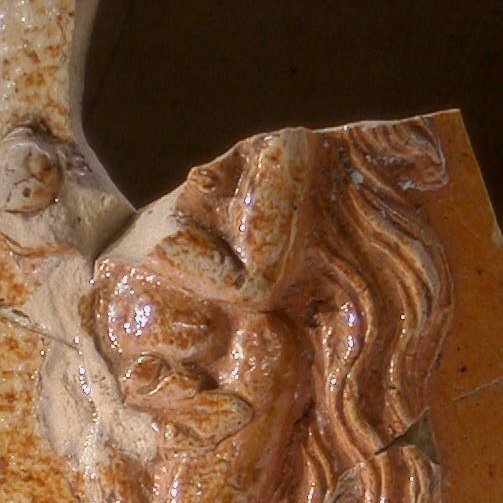 Abbildung 7: Eva-Darstellung auf dem Krug. © Landesamt für Denkmalpflege und Archäologie Sachsen-Anhalt.