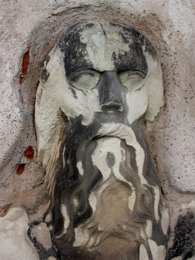 Abbildung 5: Die Büste des Vaters. © Ulrich Fach (Zerbst).