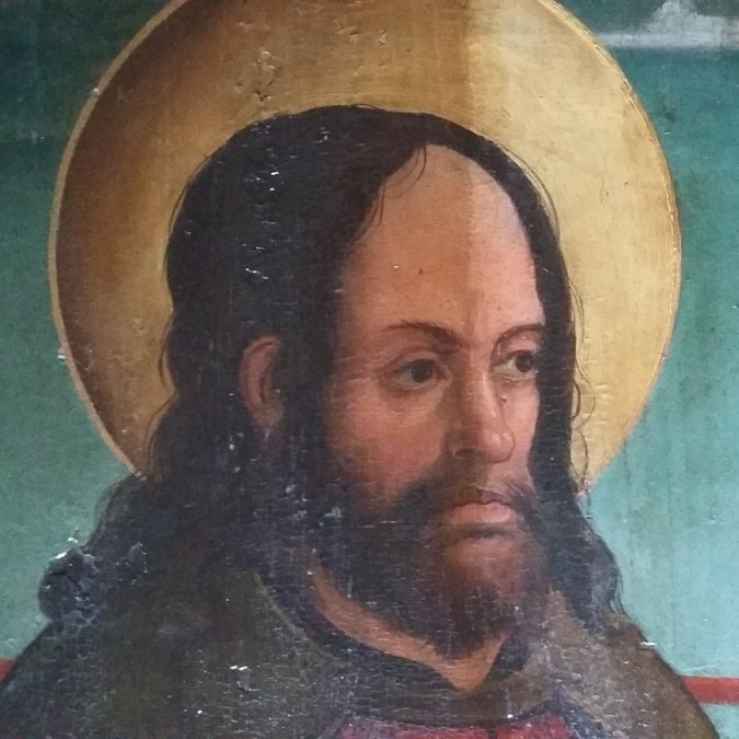 Arbeitsaufnahme während der Restaurierung: Darstellung des Apostels Jakobus des Jüngeren in teilweise gereinigtem Zustand. © Gabriele Georgi, Halle (Saale).