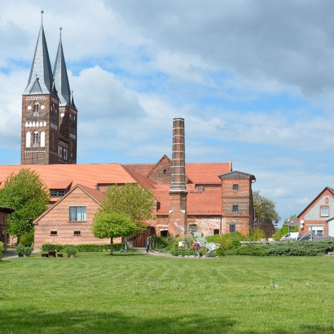 Jerichow, ehemaliges Prämonstratenserstift. Blick von Süden. © Landesamt für Denkmalpflege und Archäologie Sachsen-Anhalt, Reinhard Schmitt.